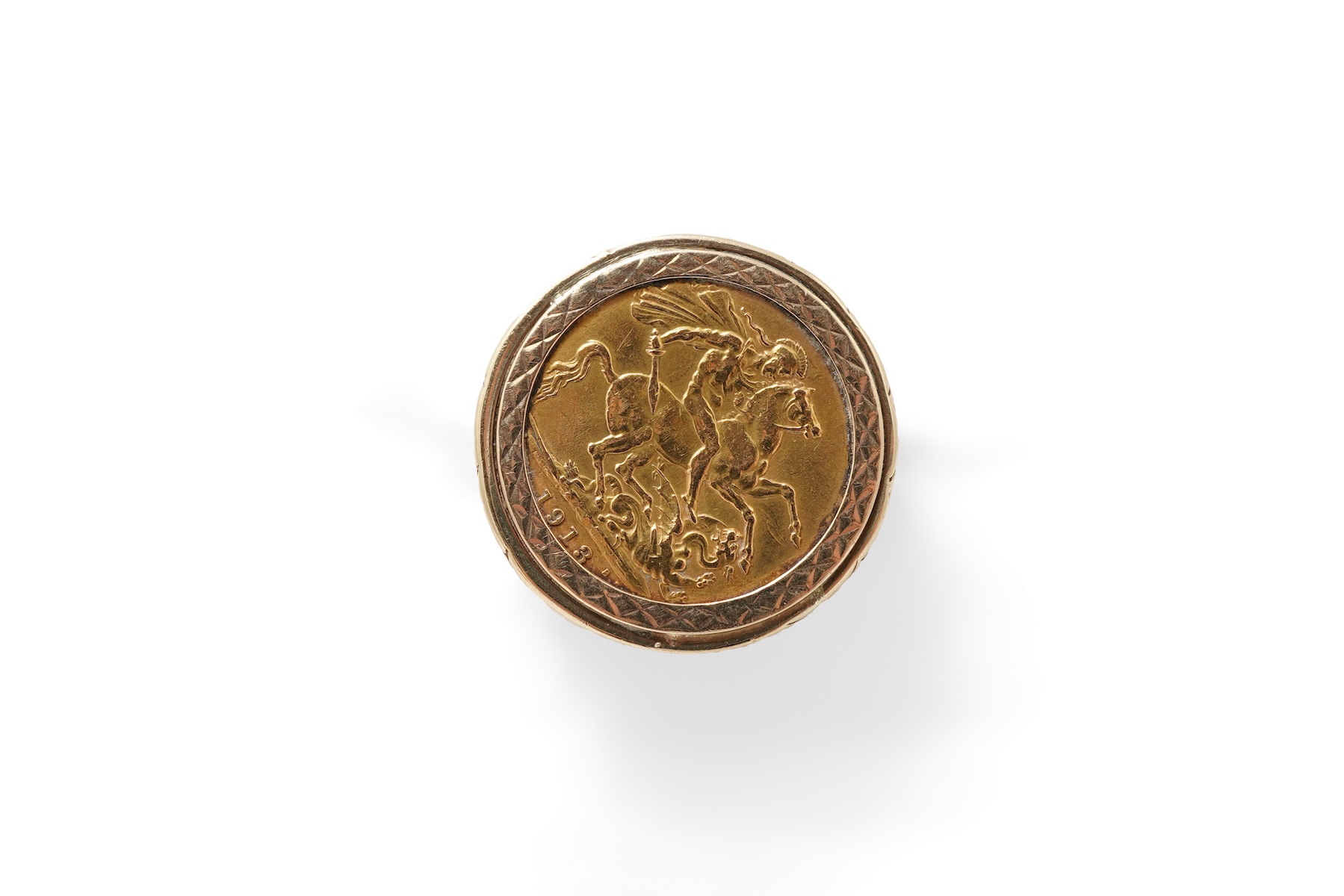 A George V sovereign coin ring, 1913 and later